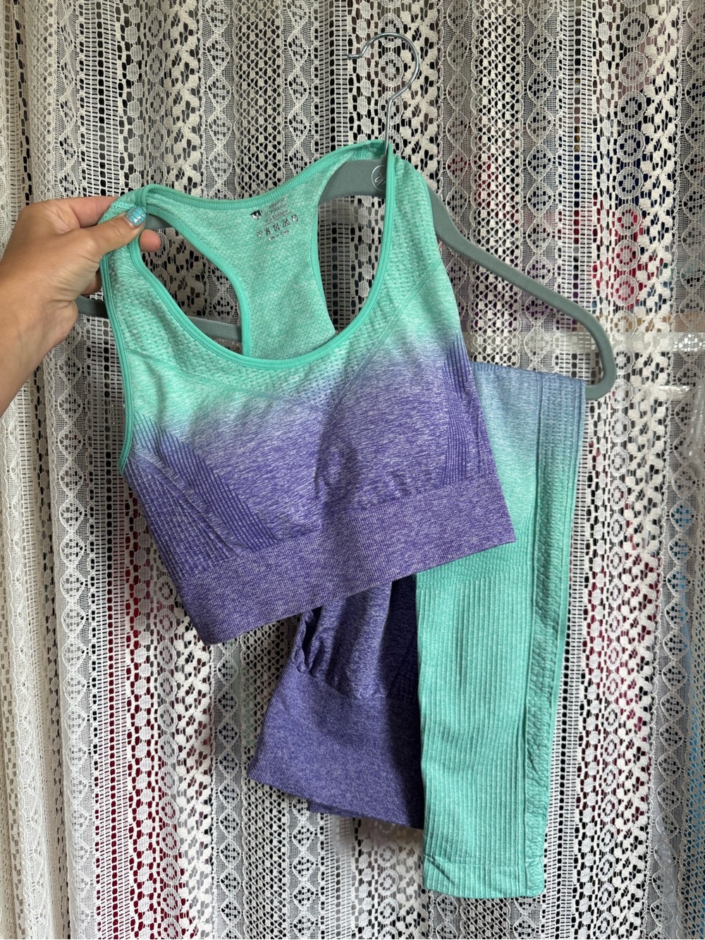 Seamless Ombre Sports Bra & Legging Set - Mint to Purple
